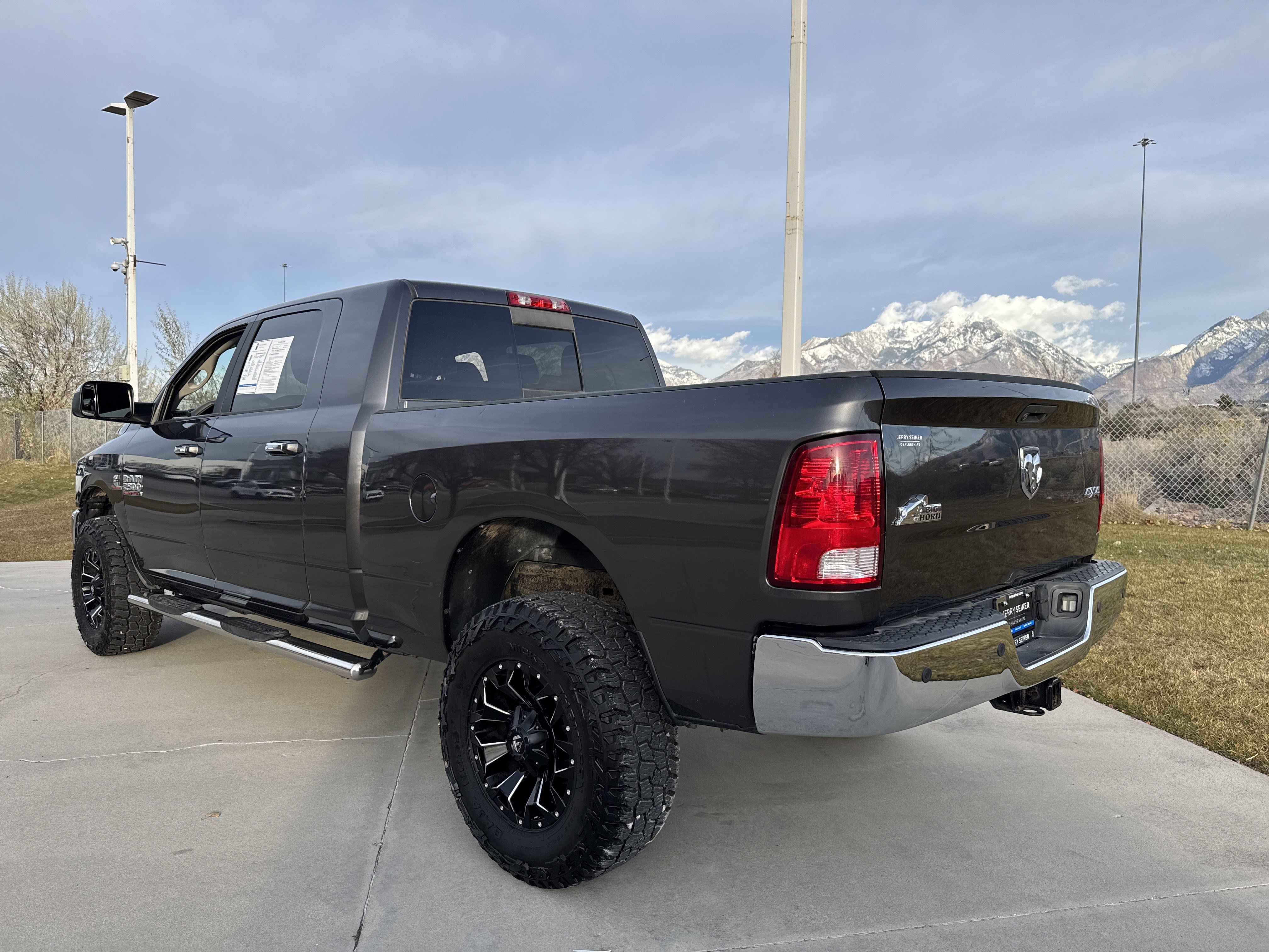 Used 2017 RAM 2500 Big Horn image 3