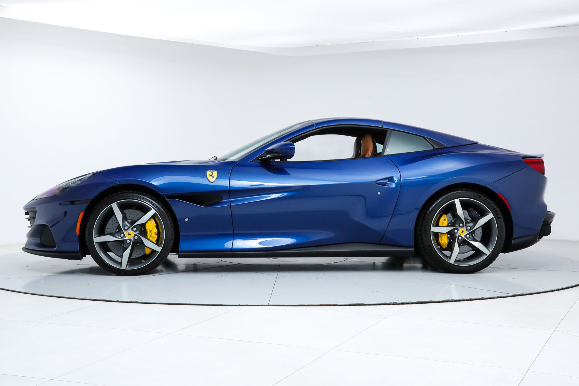 Certified 2023 Ferrari Portofino M image 37