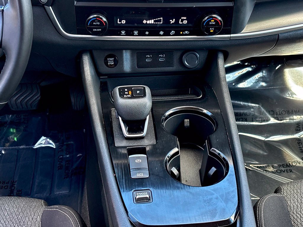 Certified 2026 Nissan Rogue SV FWD image 23