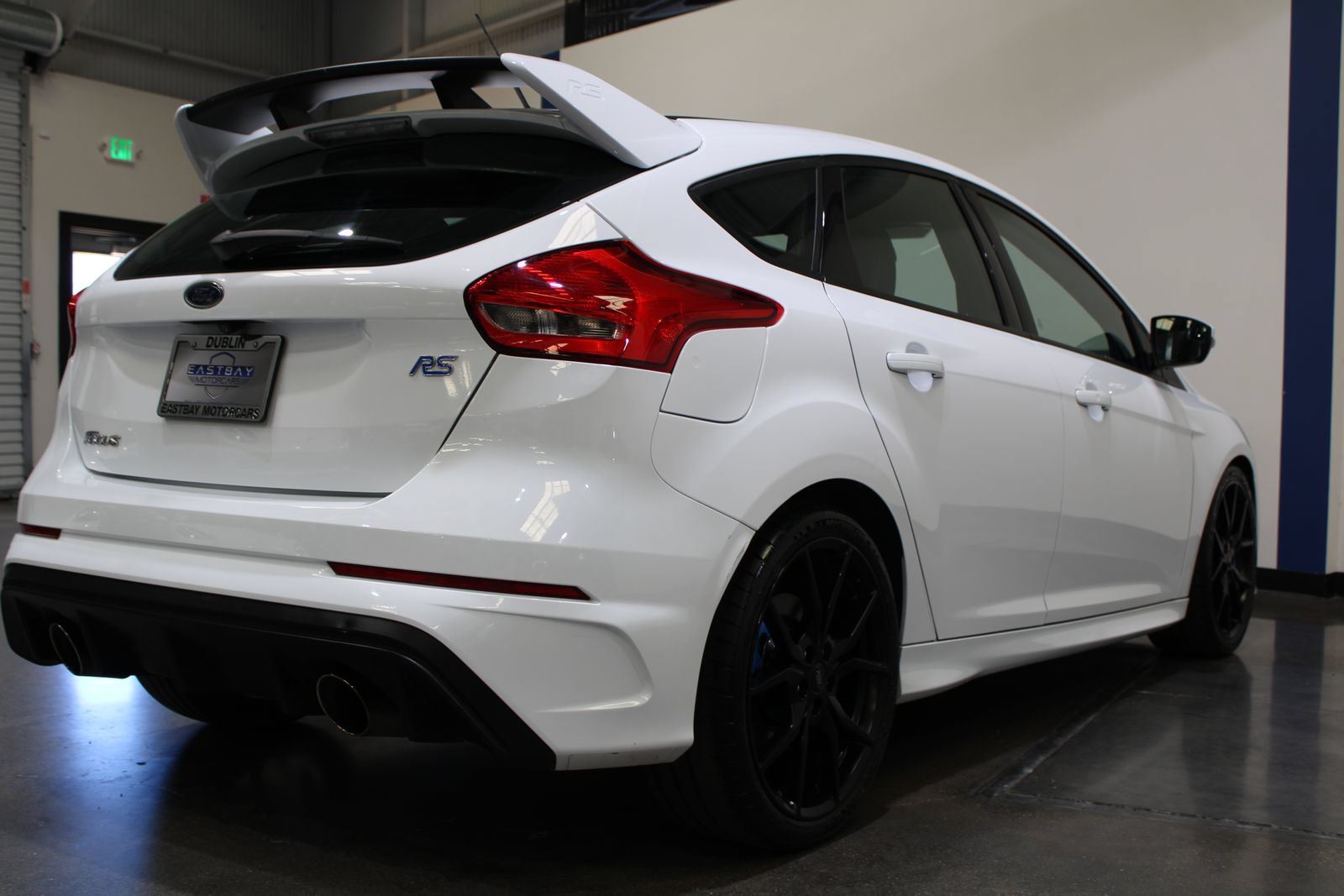 Used 2017 Ford Focus RS AWD/4WD image 11