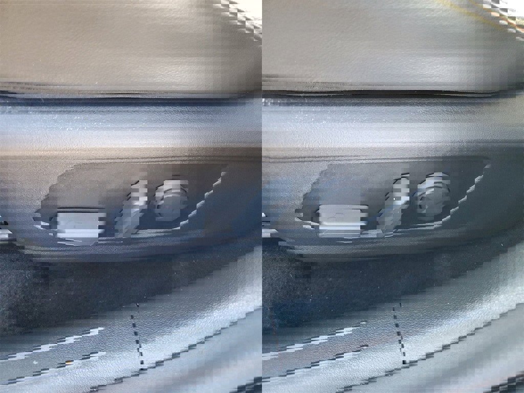 Used 2023 Hyundai Elantra N Line w/ Cargo Package image 7