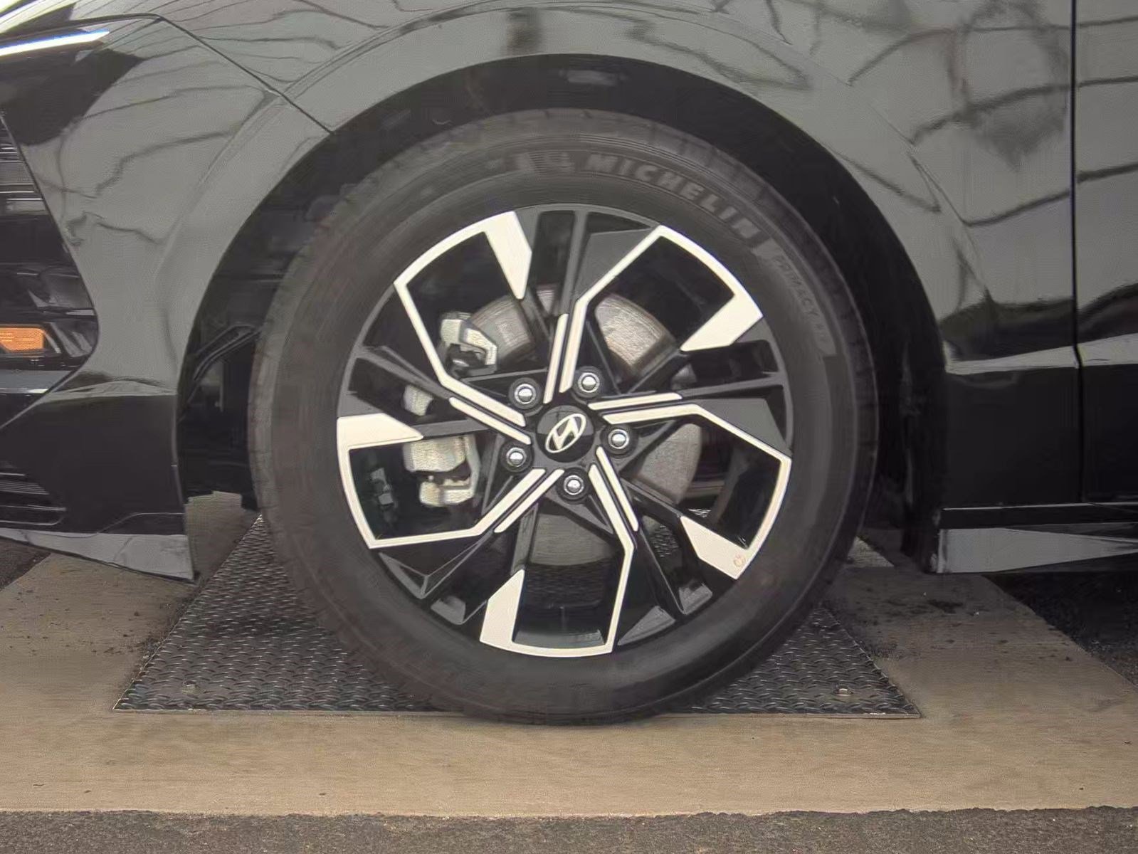 Used 2024 Hyundai Sonata SEL image 8