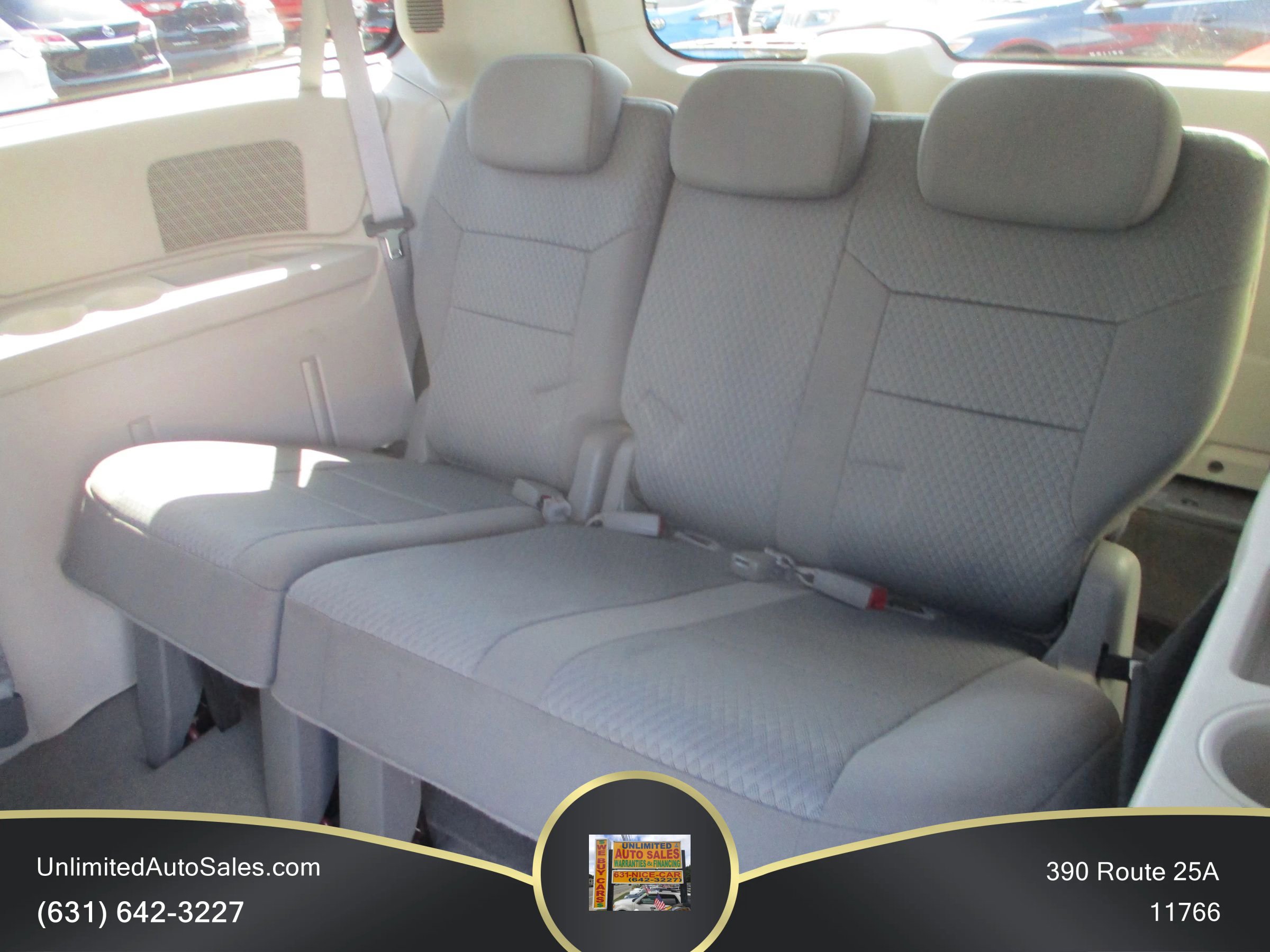Used 2010 Dodge Grand Caravan Hero w/ Entertainment Group 1 FWD image 7