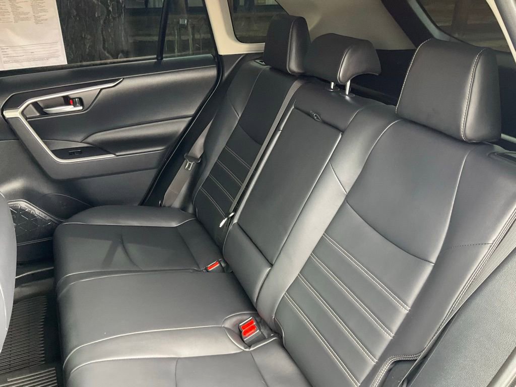 Used 2024 Toyota RAV4 XLE Premium image 39