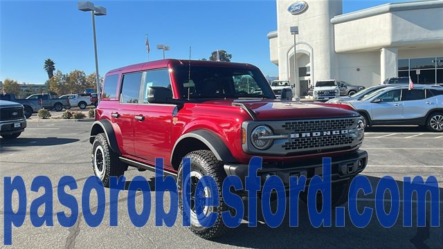 New 2025 Ford Bronco Badlands image 1