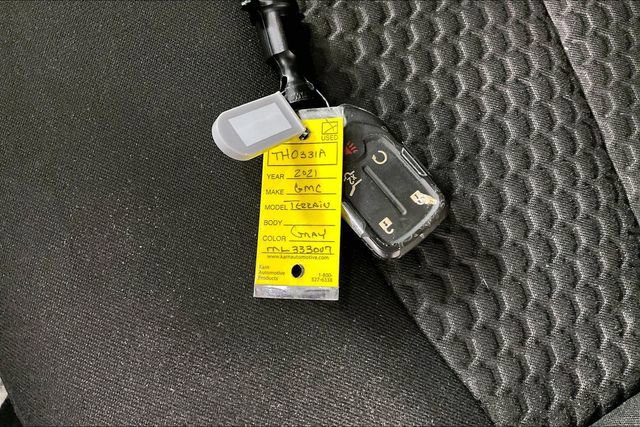 Used 2021 GMC Terrain SLE w/ Driver Convenience Package image 10