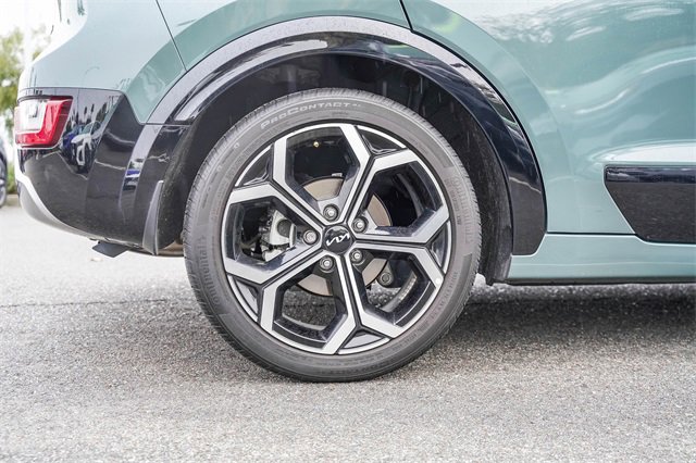 Certified 2023 Kia Niro SX Touring image 9