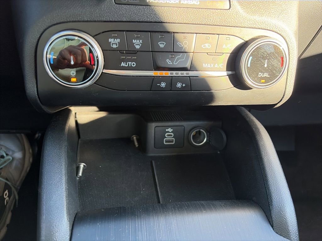 Used 2024 Ford Escape Active image 19