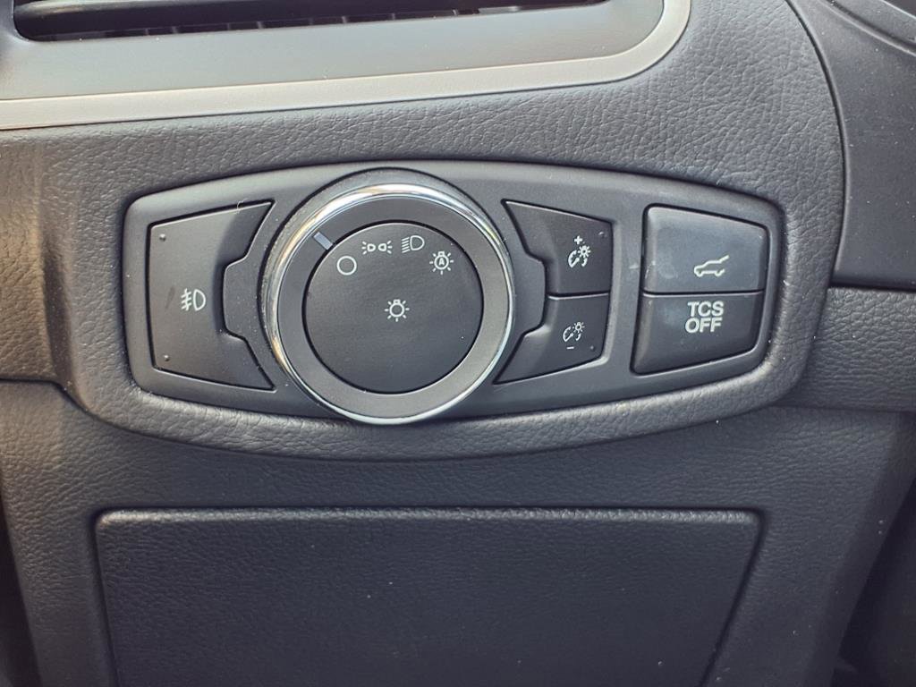 Used 2023 Ford Edge SEL w/ Sport Appearance Package image 19