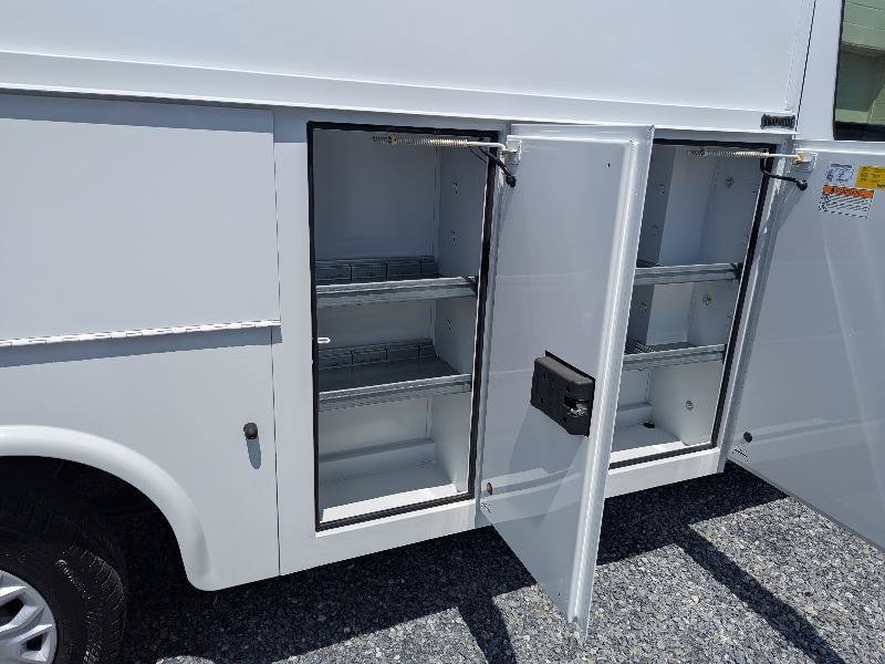 Used 2024 Ford Transit 350 w/ Interior Upgrade Package RWD image 16