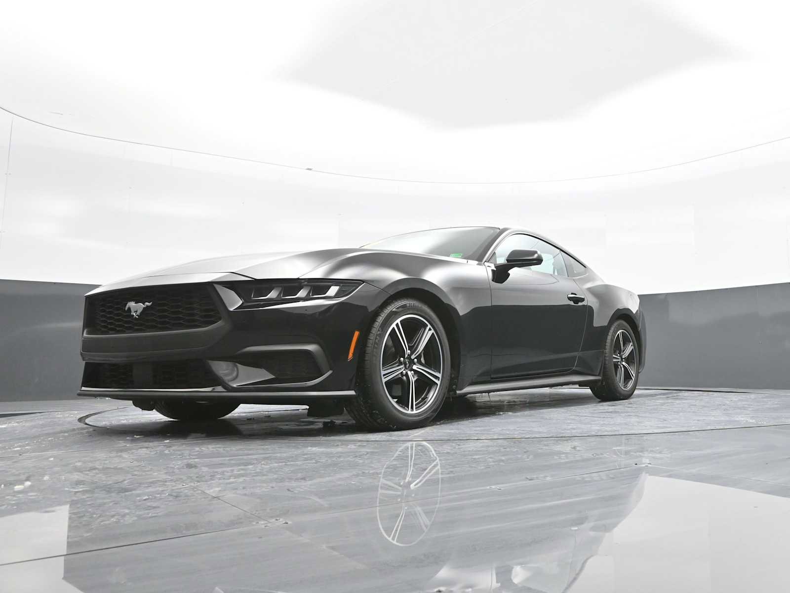 Used 2024 Ford Mustang Premium image 34