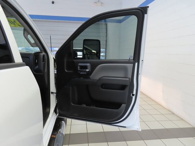 Used 2019 Chevrolet Silverado 2500 4x4 Crew Cab image 23