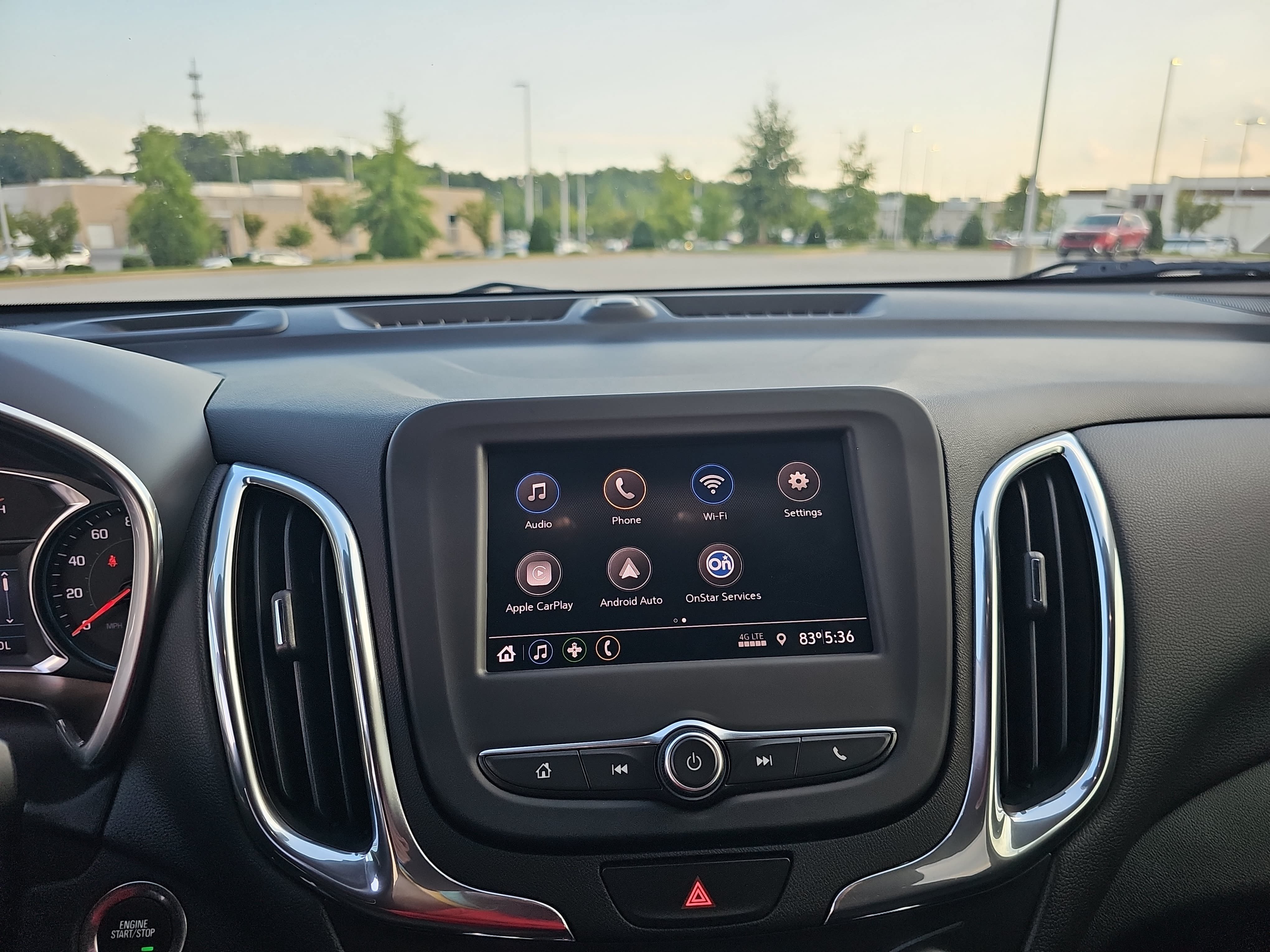 Used 2020 Chevrolet Equinox LT FWD image 23