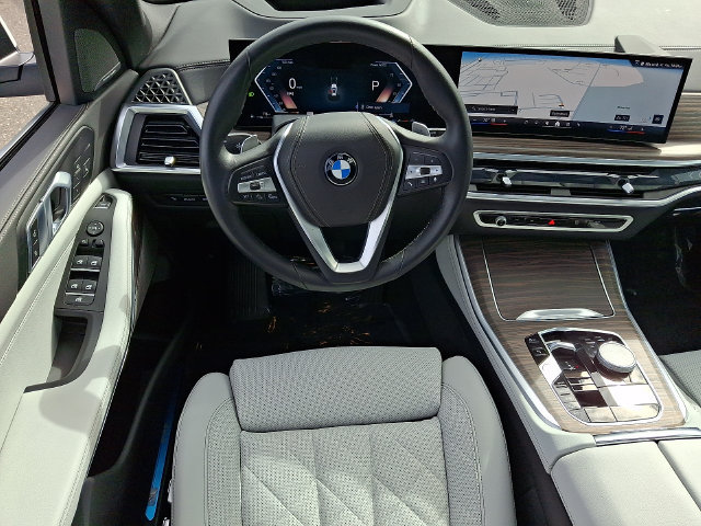 Used 2026 BMW X5 xDrive40i AWD/4WD image 11