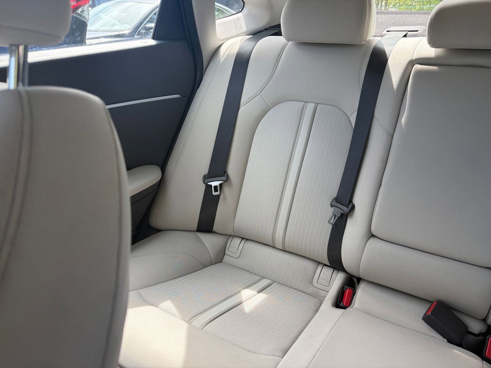 Used 2025 Hyundai Sonata SEL FWD image 39