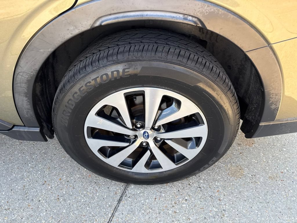 Used 2021 Subaru Outback Premium AWD/4WD image 28