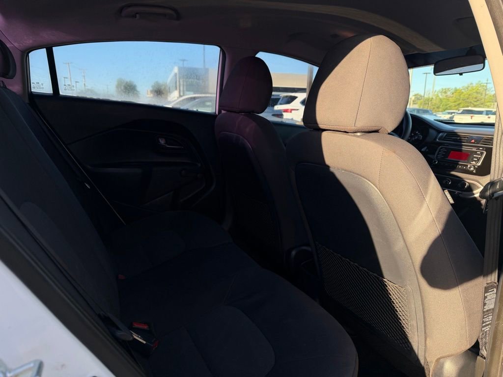 Used 2016 Kia Rio LX image 23
