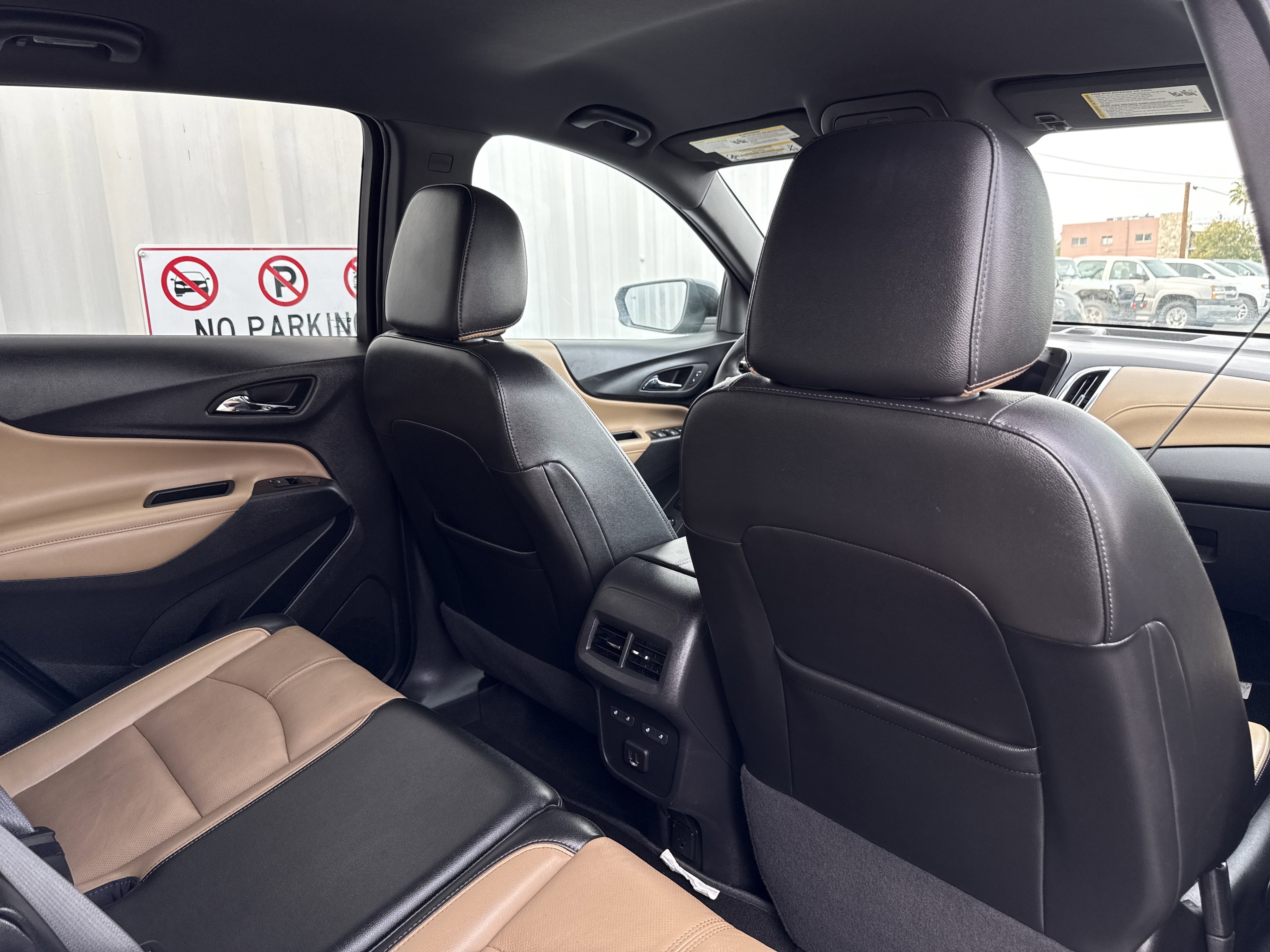 Used 2023 Chevrolet Equinox Premier image 51