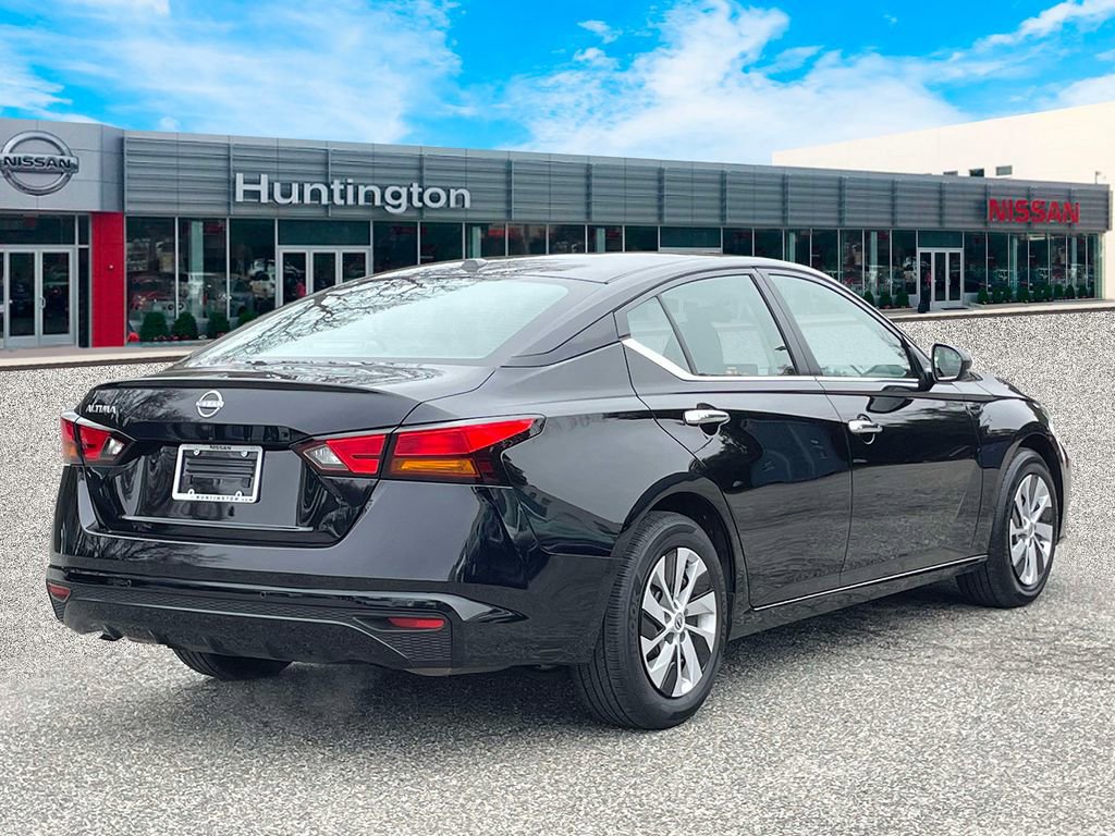 Certified 2025 Nissan Altima 2.5 S image 6