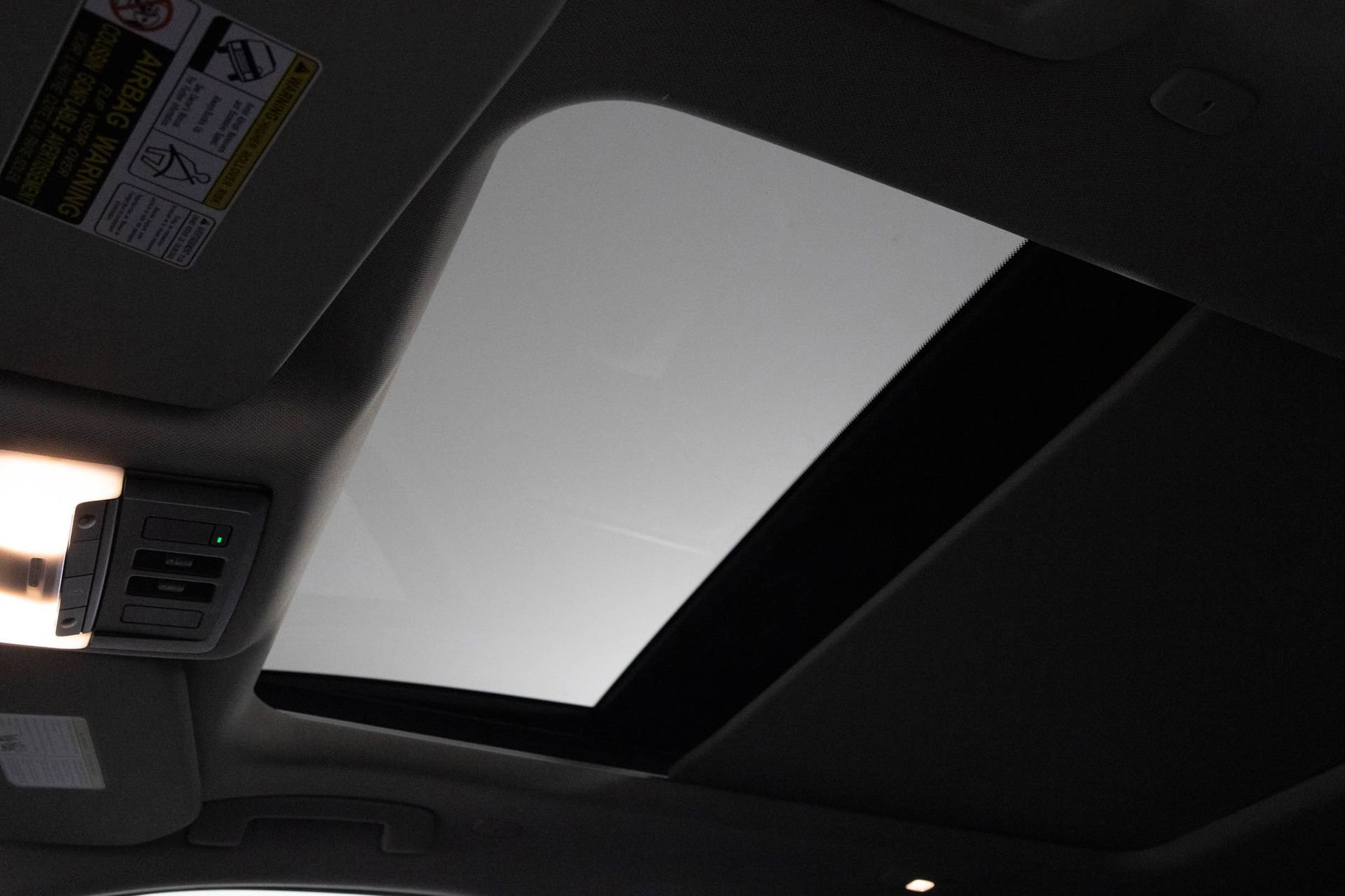 Used 2023 Nissan Rogue SL w/ SL Premium Package image 33