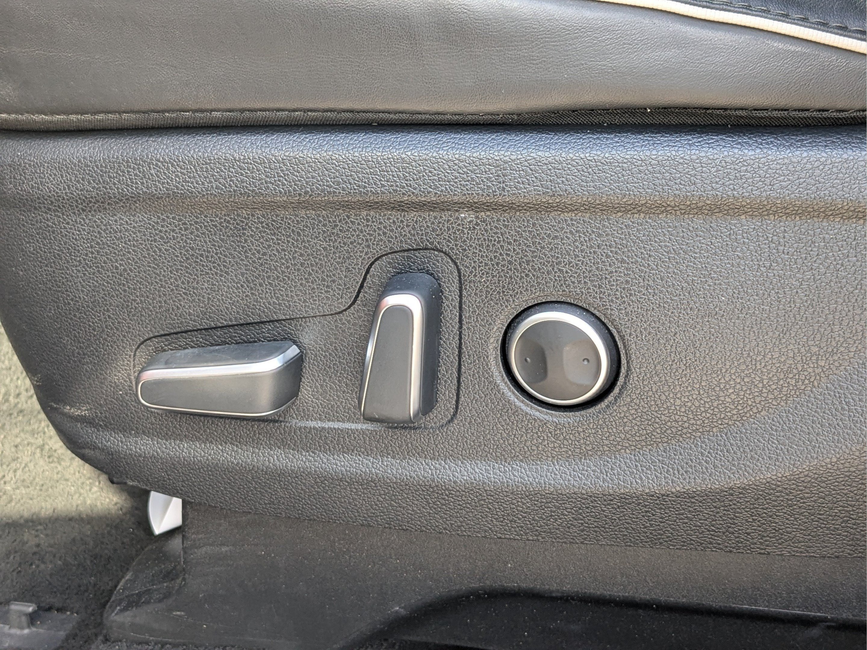 Used 2024 Hyundai Palisade SEL FWD image 19