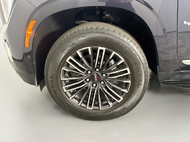 Used 2025 GMC Yukon XL Elevation RWD image 37