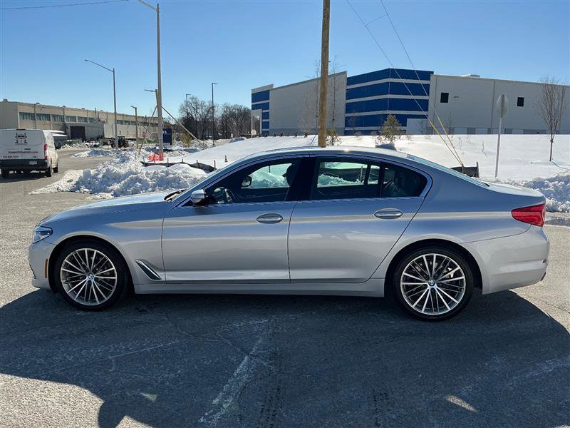 Used 2017 BMW 540i xDrive image 3