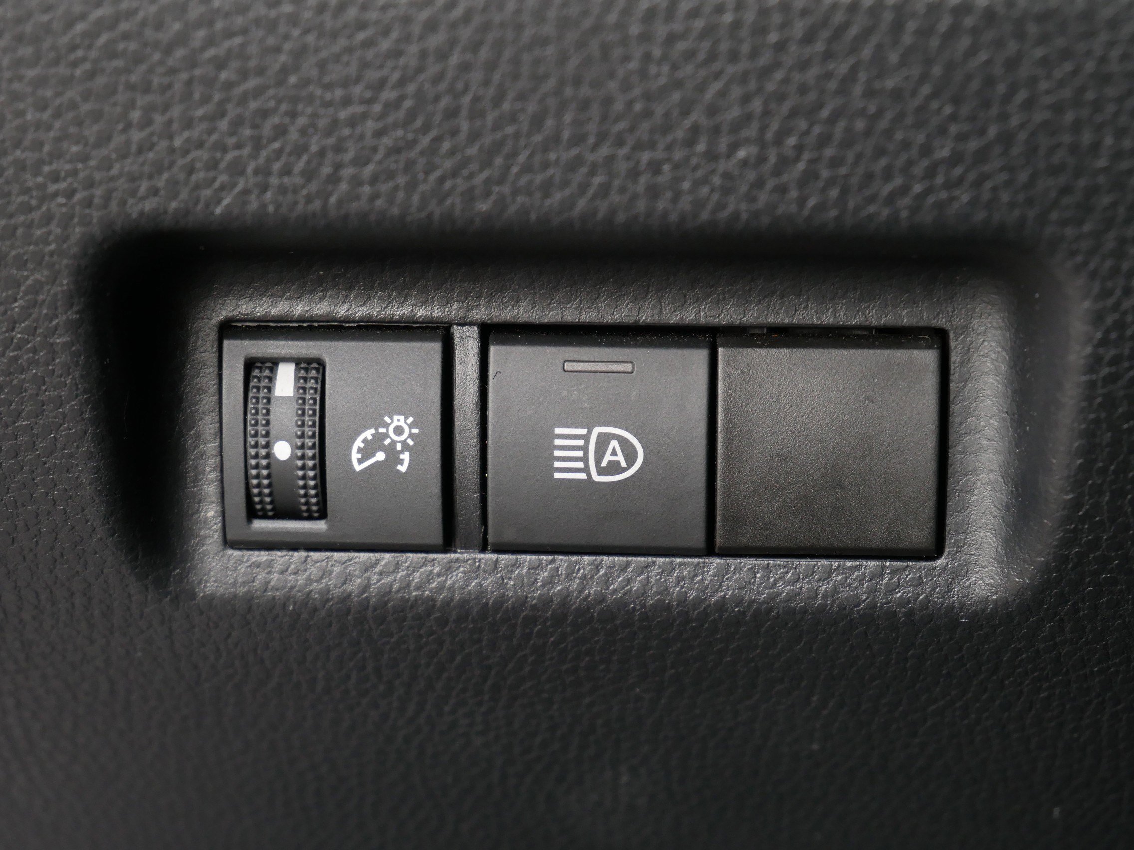 Certified 2024 Toyota RAV4 LE AWD/4WD image 26