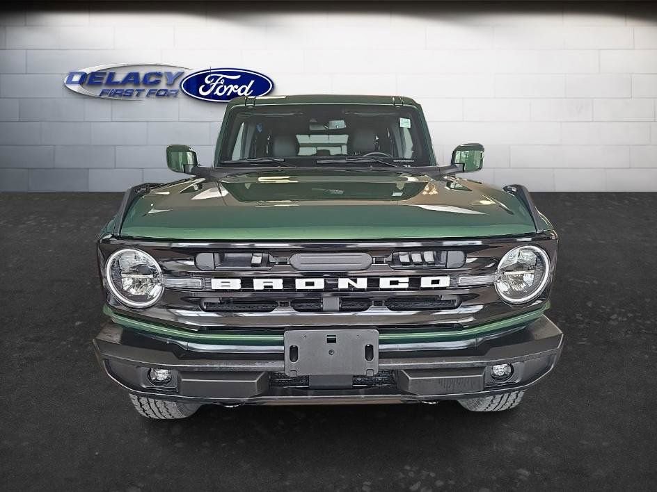 Used 2023 Ford Bronco Outer Banks AWD/4WD image 10