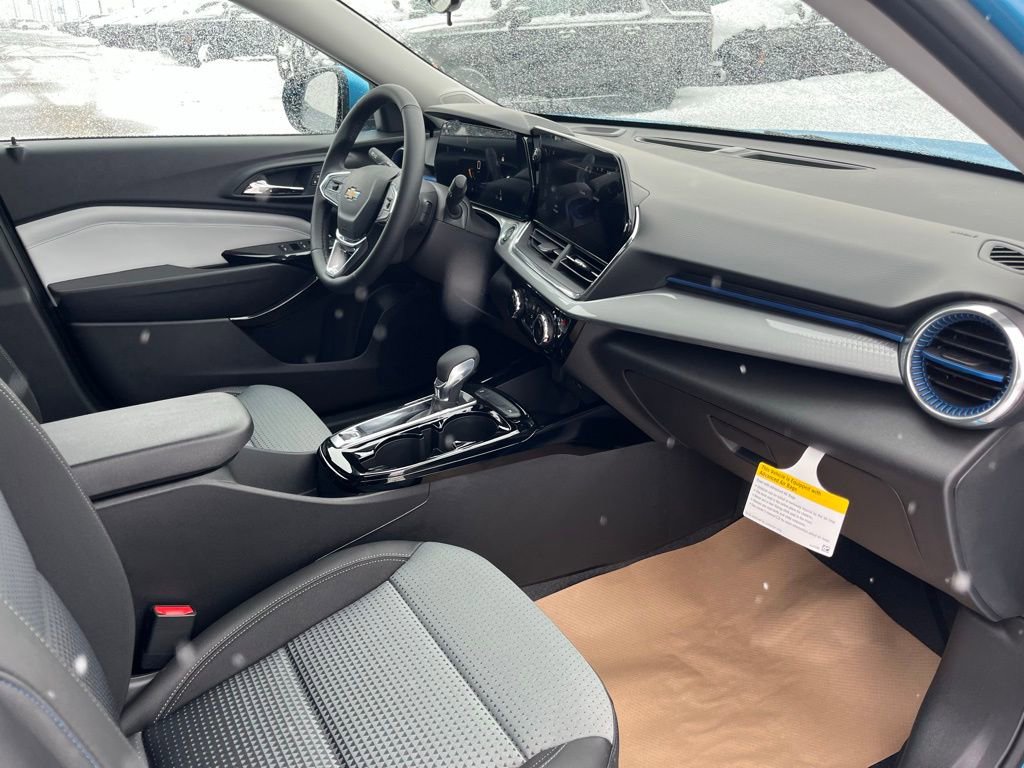 New 2026 Chevrolet Trax LT w/ LT Convenience Package image 22