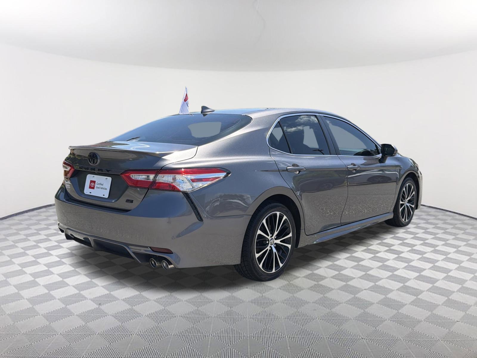 Certified 2020 Toyota Camry SE w/ Convenience Package FWD image 17