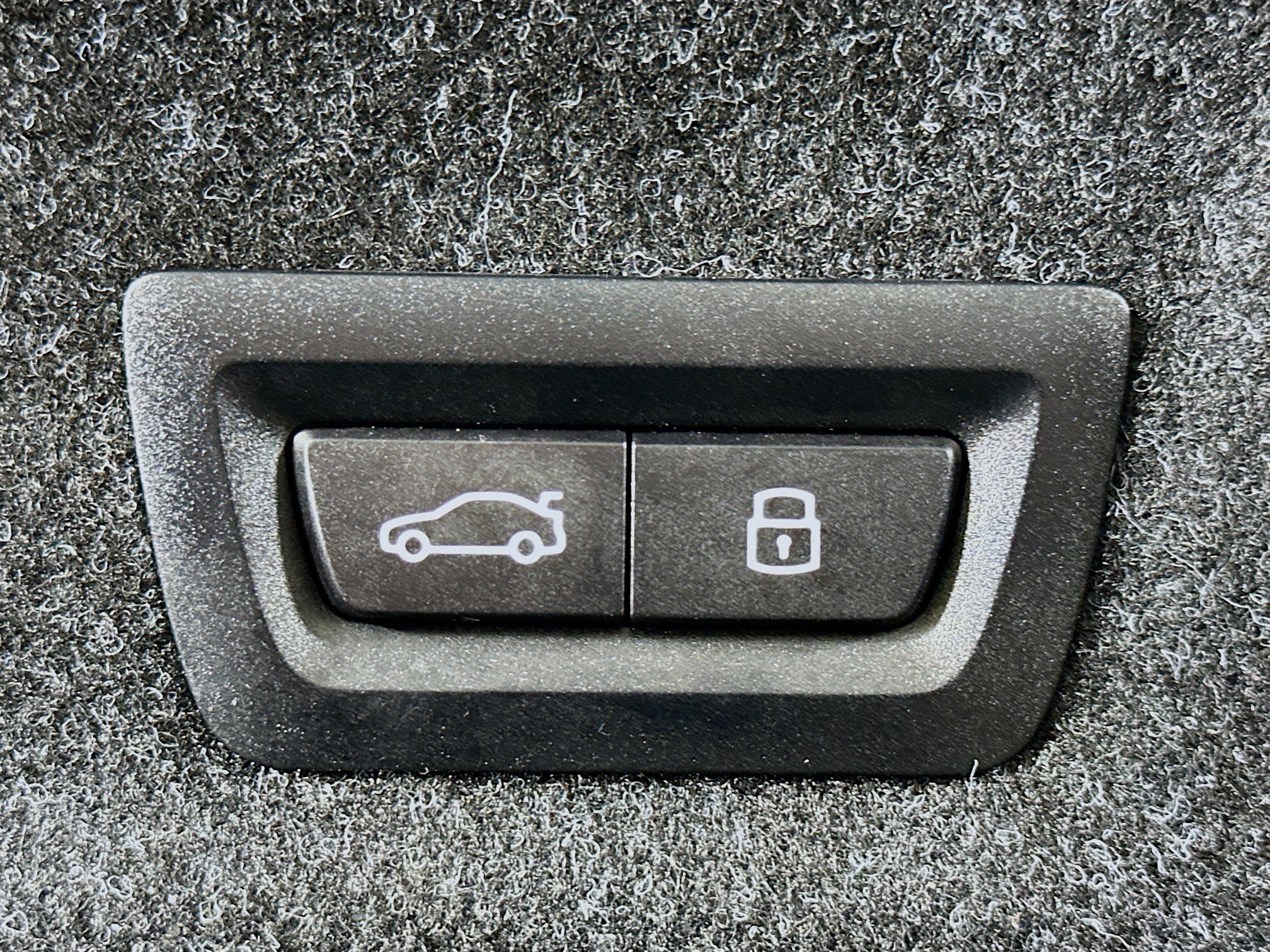 Used 2025 BMW 330i xDrive Sedan image 31