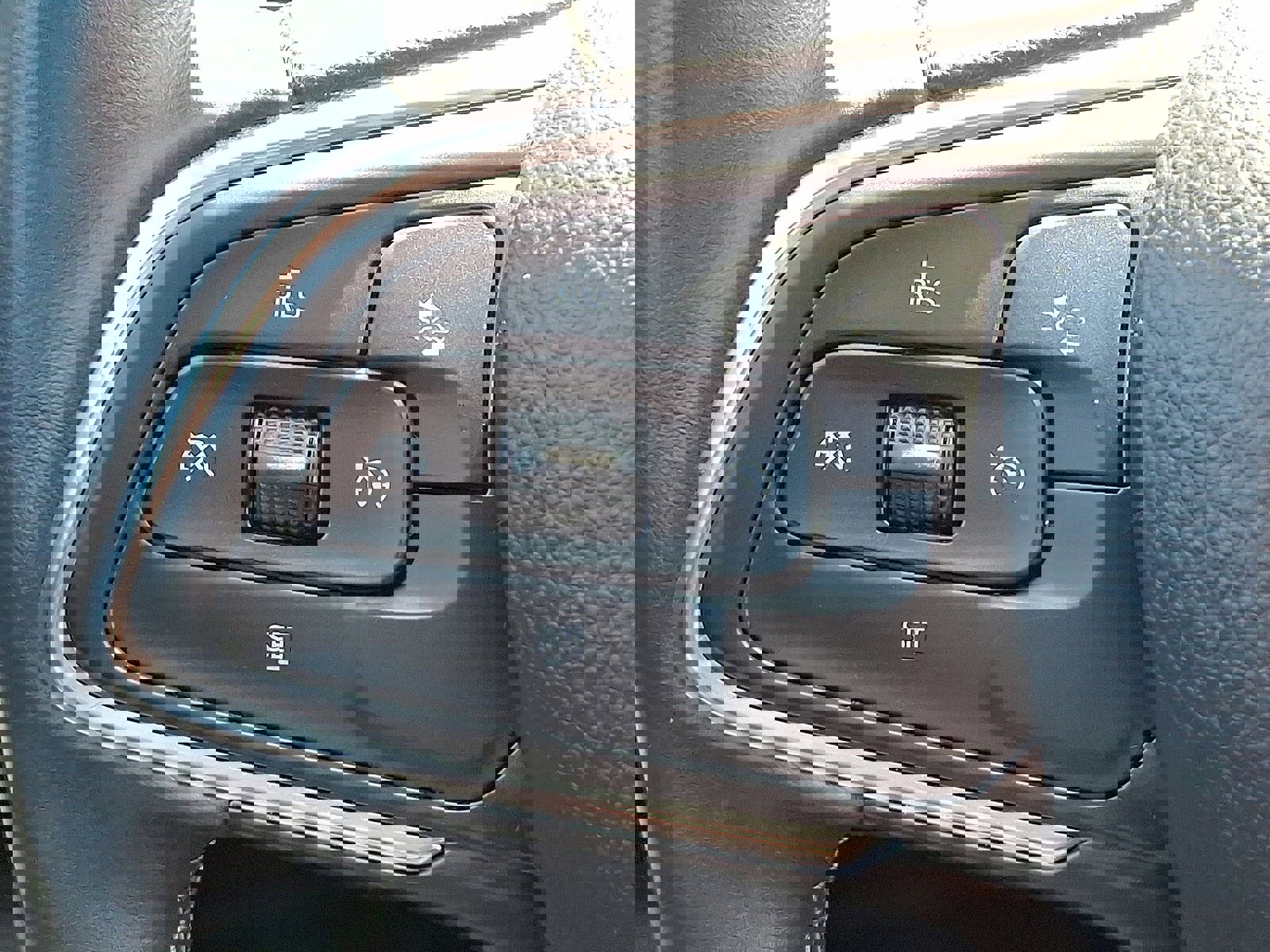 Certified 2023 Buick Encore GX Select w/ Sport Touring Package image 14