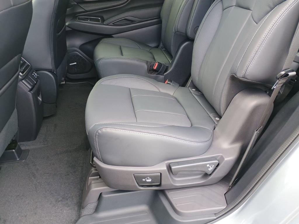 New 2026 Subaru Ascent Limited image 13