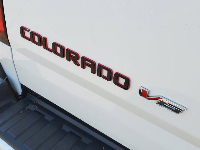 Used 2017 Chevrolet Colorado LT w/ Redline Special Edition AWD/4WD image 31