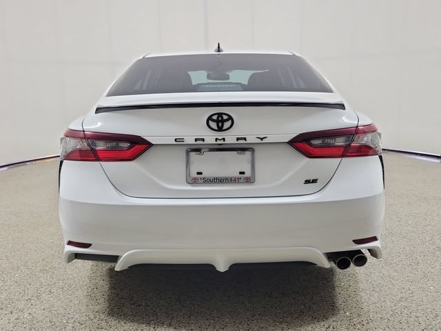Used 2023 Toyota Camry SE w/ Convenience Package FWD image 6