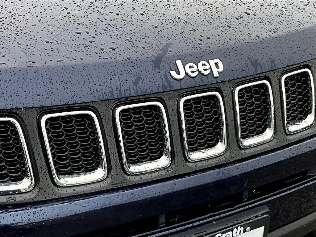 Used 2019 Jeep Compass Limited AWD/4WD image 34