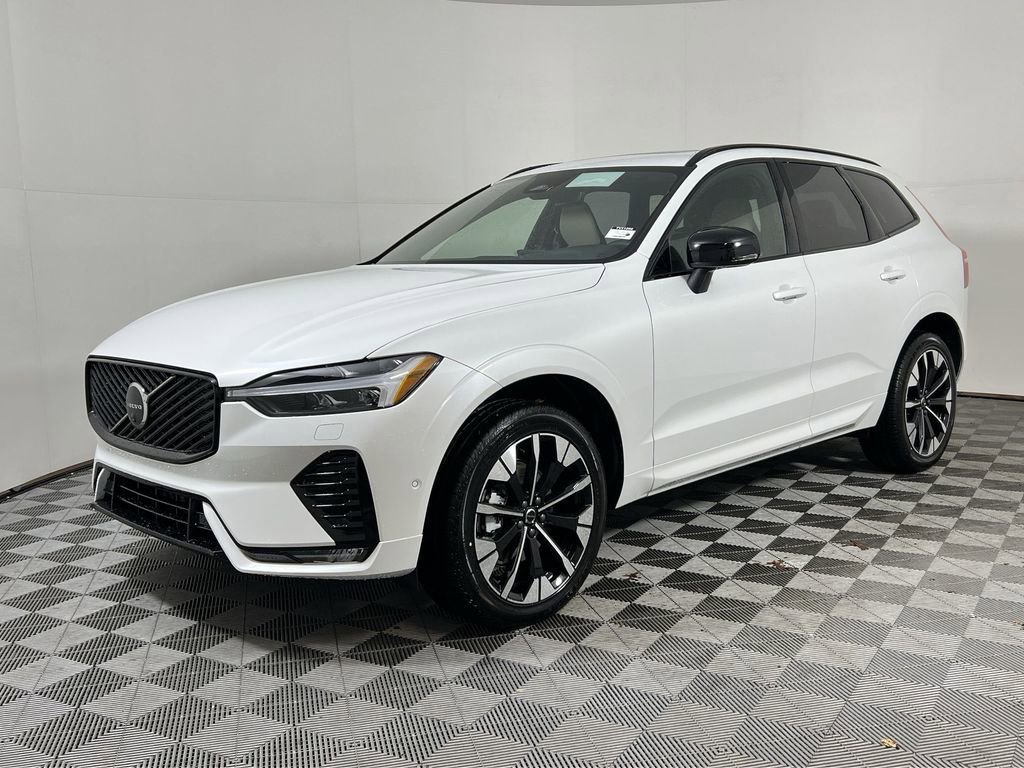 New 2026 Volvo XC60 B5 Plus w/ Protection Package Premier image 4