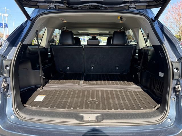 Used 2018 Toyota Highlander XLE image 34