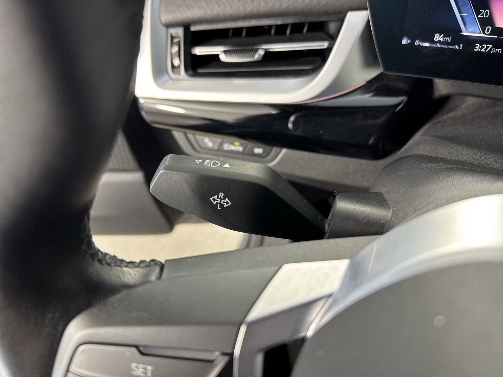 Used 2025 BMW X2 xDrive28i image 15