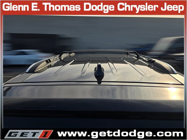 Used 2024 Chrysler Pacifica Pinnacle image 11