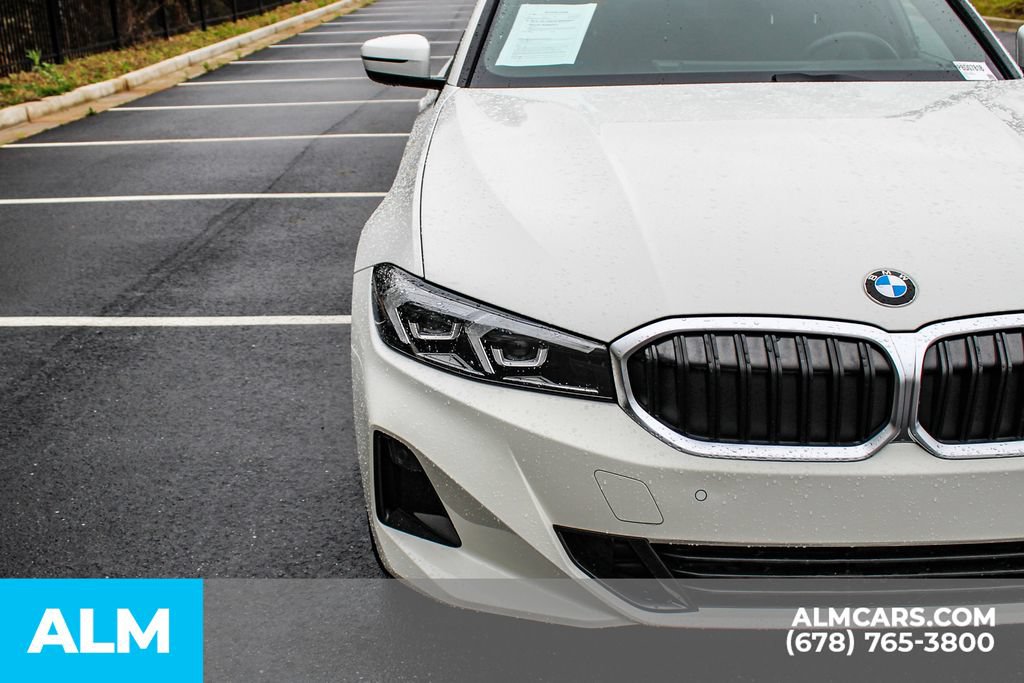 Used 2023 BMW 330i xDrive Sedan w/ Premium Package AWD/4WD image 11