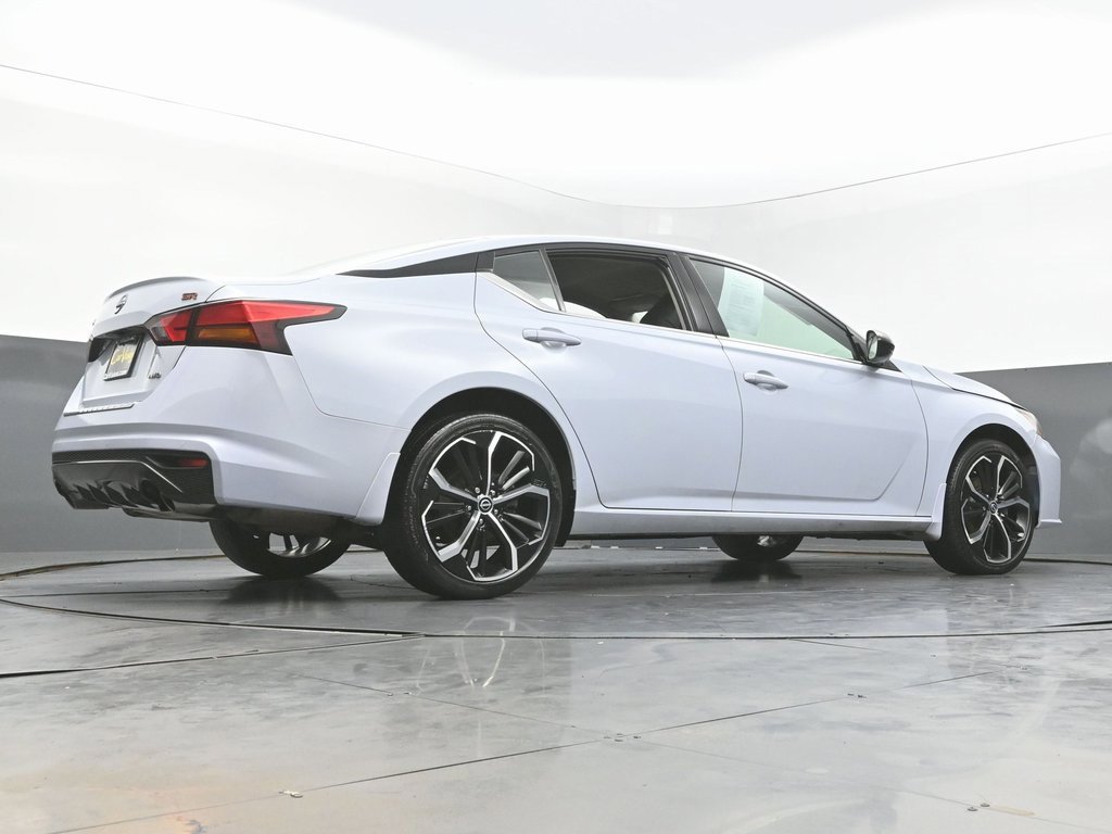 Used 2023 Nissan Altima 2.5 SR image 48