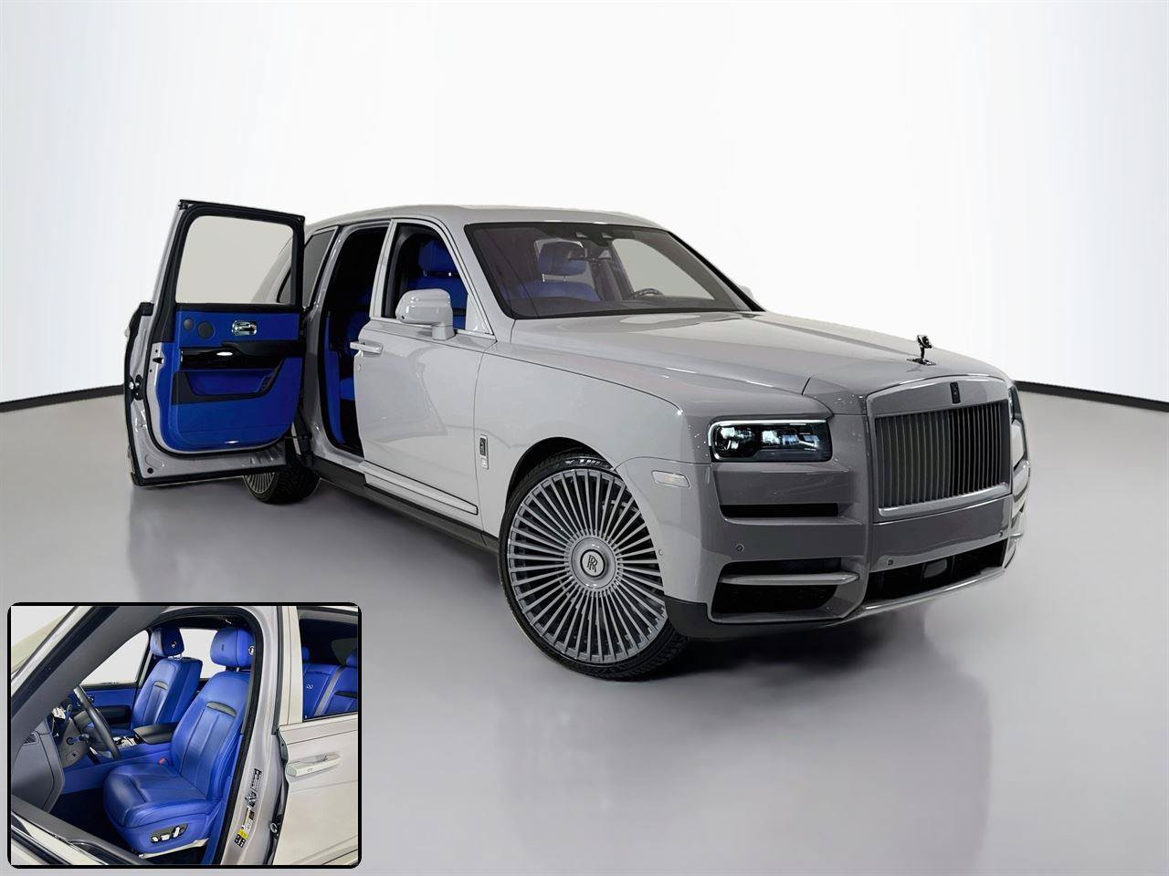 Used 2024 Rolls-Royce Cullinan Black Badge w/ Leather Finishing Pack AWD/4WD image 2