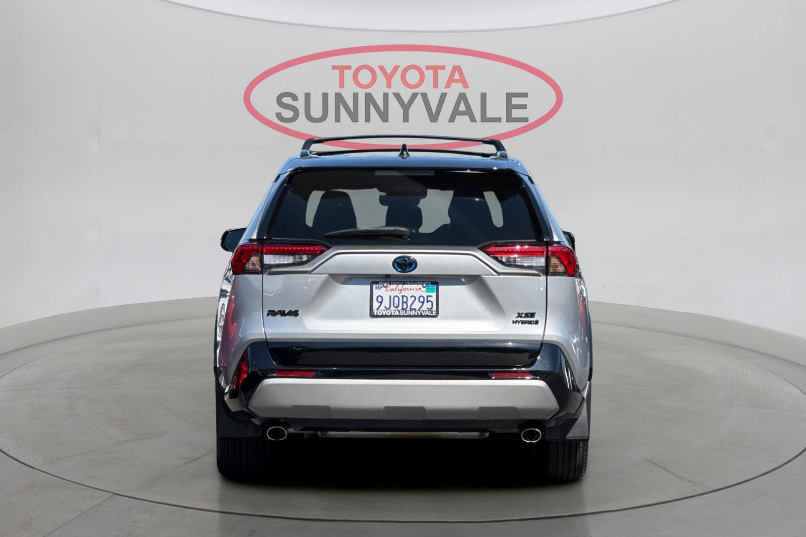Used 2023 Toyota RAV4 XSE w/ XSE Grade Weather Package AWD/4WD image 9