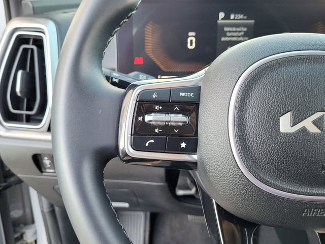 Certified 2024 Kia Sorento S w/ Panoramic Sunroof Package FWD image 24