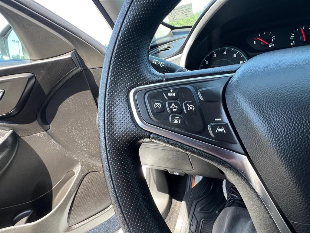 Used 2024 Chevrolet Malibu LT FWD image 18
