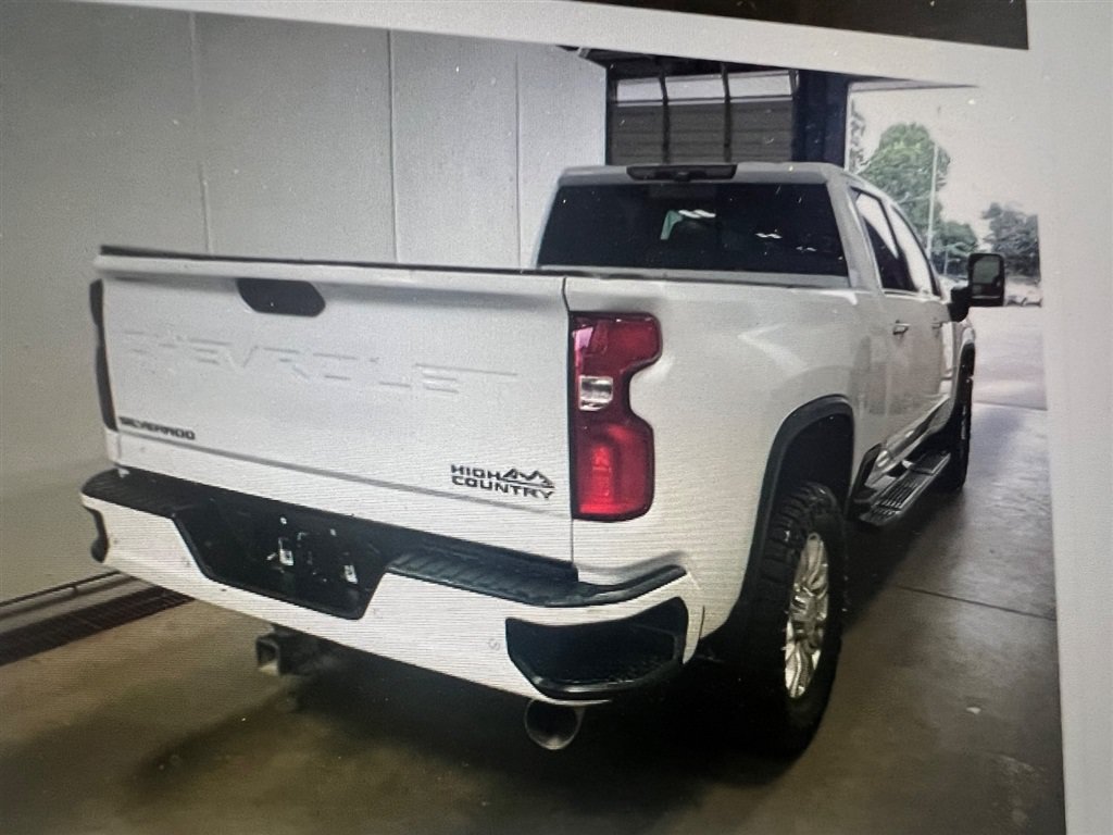 Used 2021 Chevrolet Silverado 3500 High Country w/ Z71 Off-Road Package AWD/4WD image 4