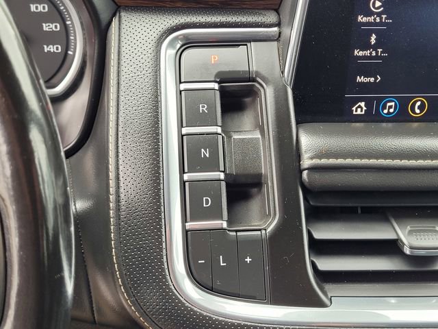 Used 2021 Chevrolet Suburban Premier w/ Premium Package RWD image 19