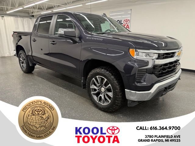 Used 2024 Chevrolet Silverado 1500 LT AWD/4WD image 1